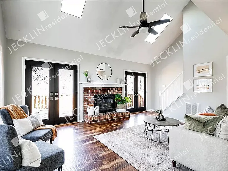 4670 Rollingwood Ln — Photo 23