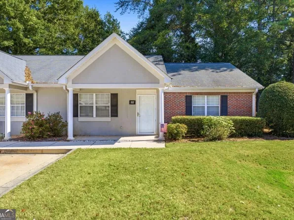 2937 Florence Dr, Gainesville, GA 30504