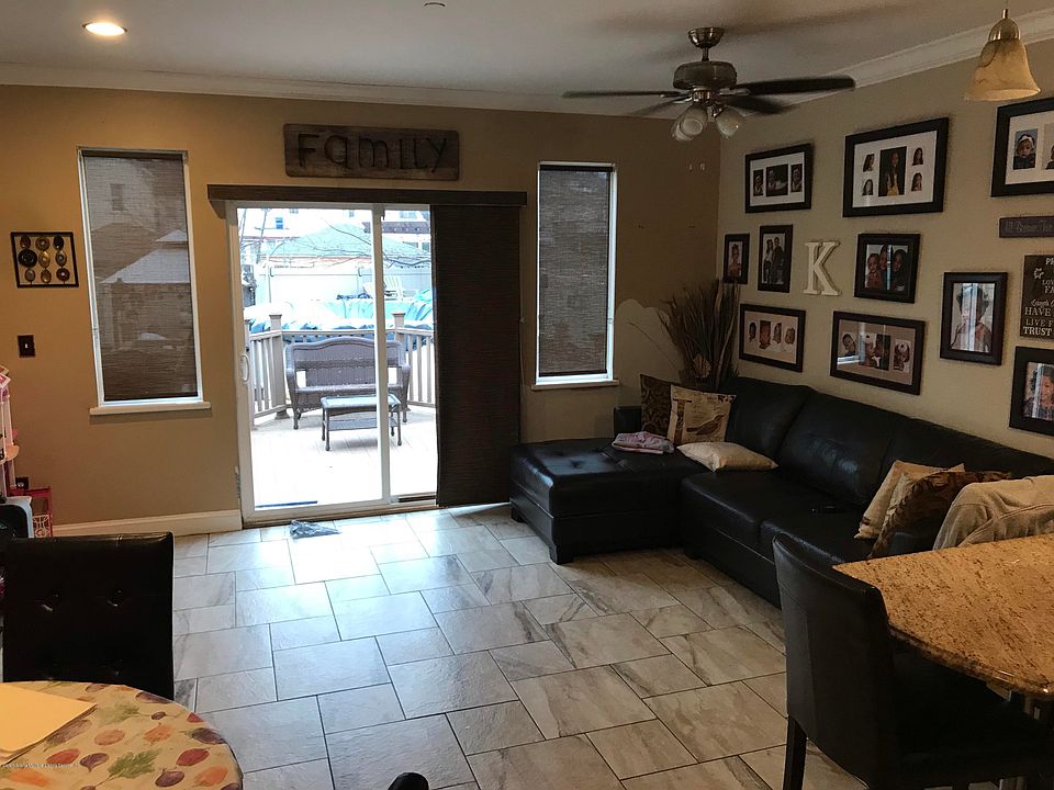 2nd image of 45 Llewellyn Pl