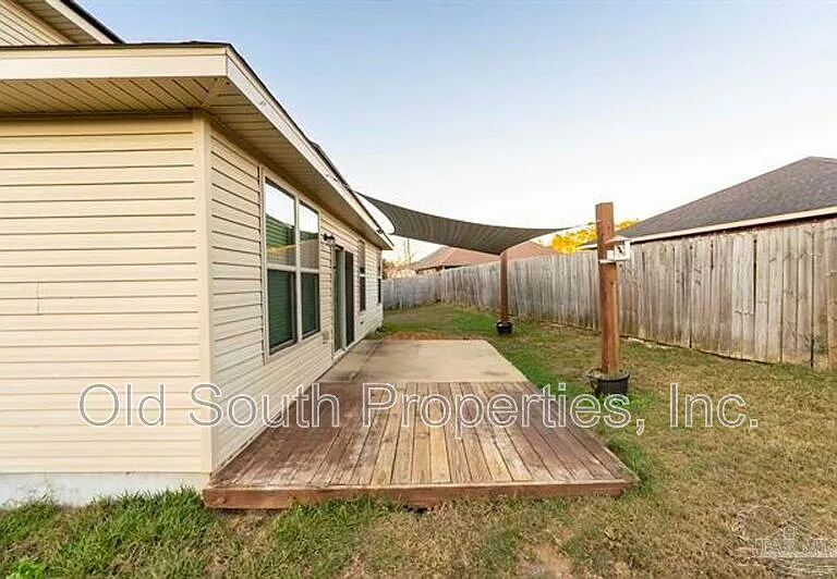 1060 Bretts Way — Photo 20