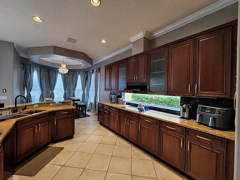 1330 Whitney Isles Dr — Photo 5