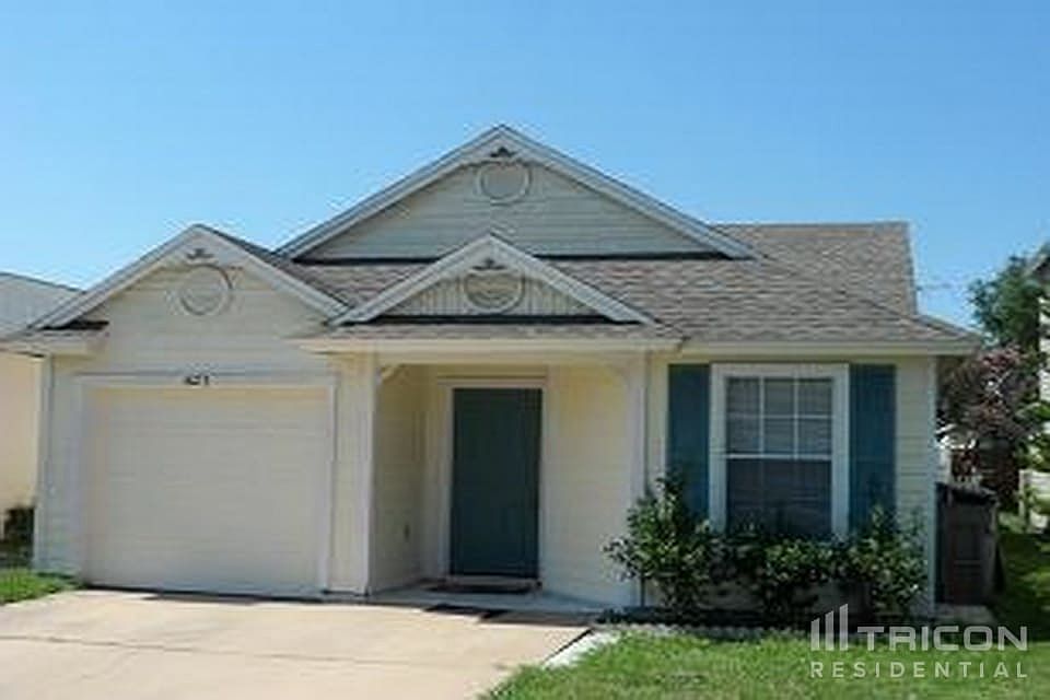 1st image of 1623 Chatham Cir