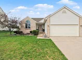 509 Marblewood Ln, Saline, MI 48176