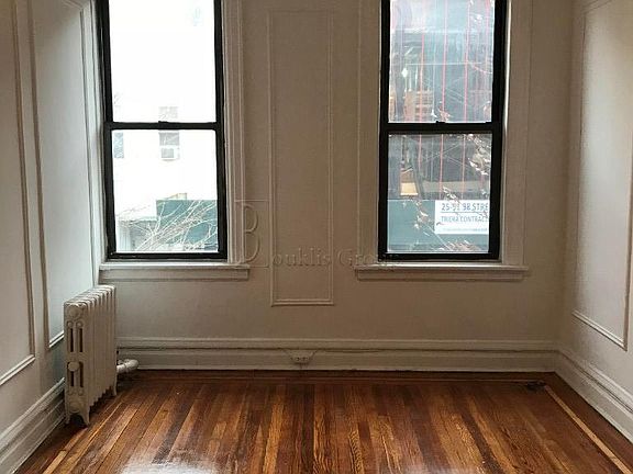 2nd image of 2552 38th St APT 1B