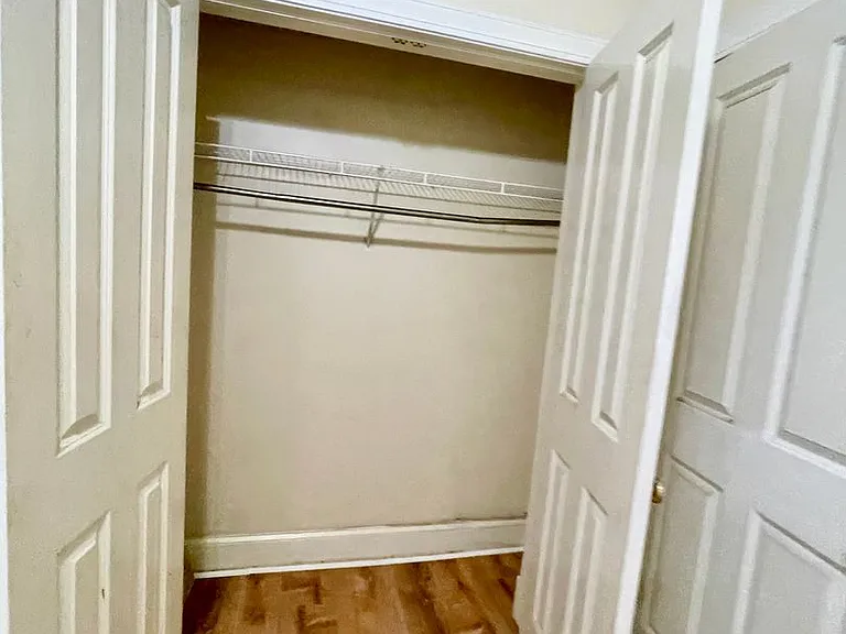 405 N Madison St — Photo 21
