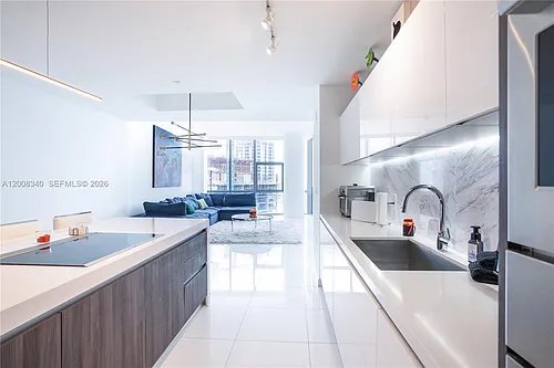851 NE 1st Ave #2101 Photo 1