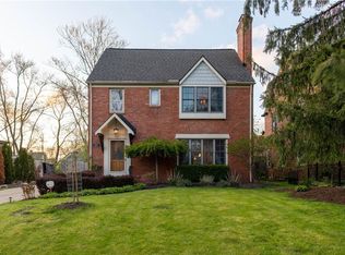 3433 Bradford Rd, Cleveland Heights, OH 44118