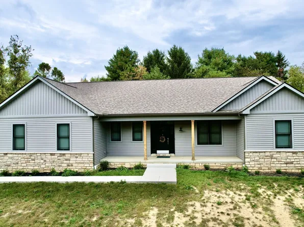 8558 Coonpath Rd NW, Carroll, OH 43112