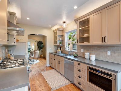 1109 Post St, Alameda, CA, 94501