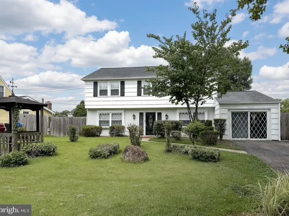 12412 Stonehaven Ln, Bowie, MD 20715