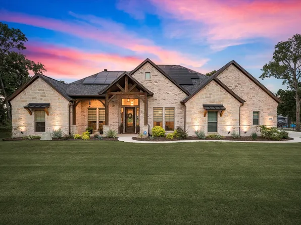 160 Clayton Xing, Springtown, TX 76082