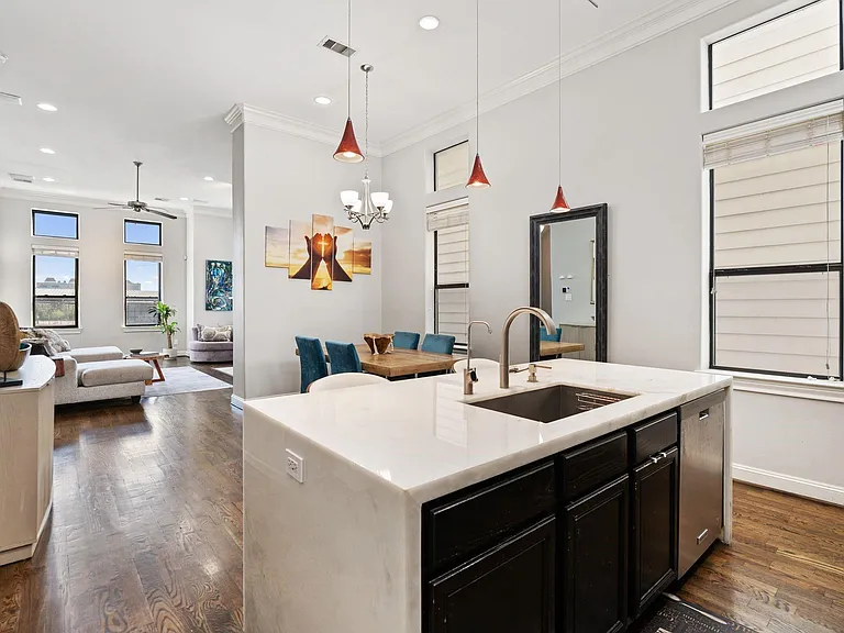 1708 Dart St — Photo 11
