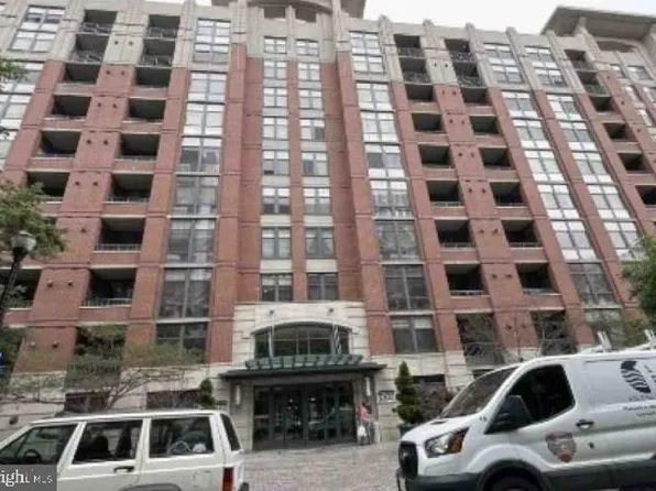 1021 Garfield St #740, Arlington, VA 22201