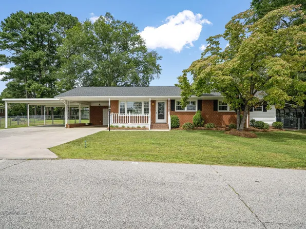34 S Denise Ave, Coats, NC 27521