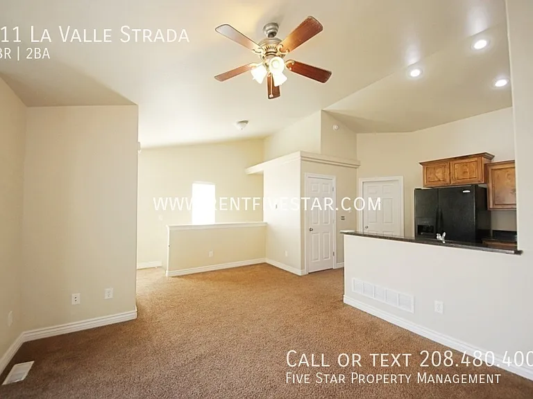 311 La Valle Strada — Photo 4