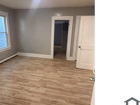 1608 Barnum Ave #2, Bridgeport, CT 06610