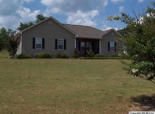 117 Carlisle Cutoff Rd, Boaz, AL 35956