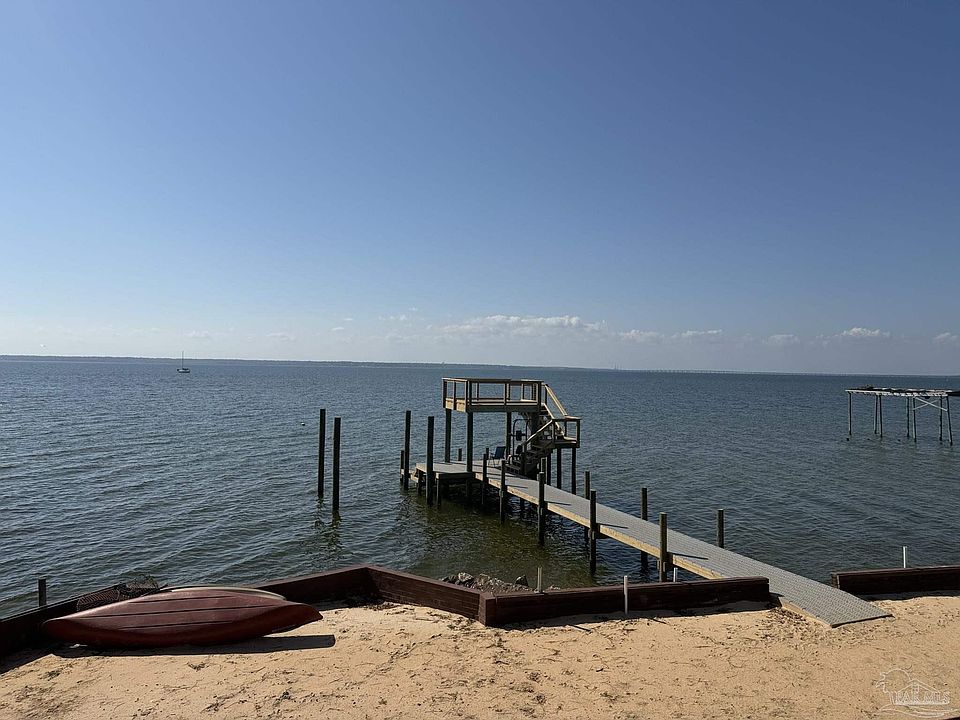 1st image of 889 Dolphin Rd