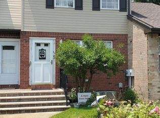 33 Kitty Ct, Brick, NJ 08724