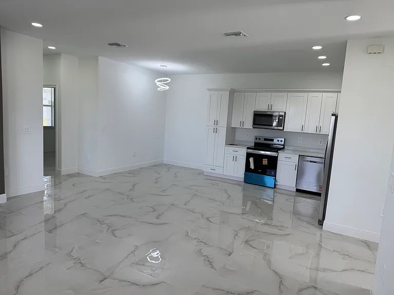 239 Milwaukee Blvd #237 — Photo 4