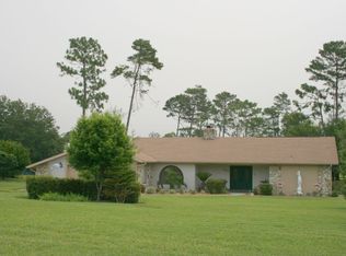 5208 Suwannee Rd, Weeki Wachee, FL 34607