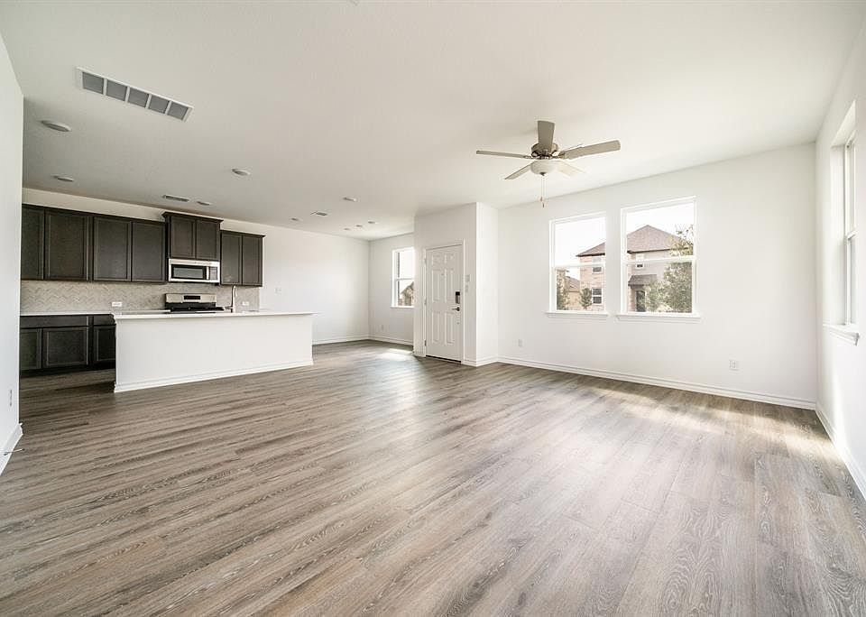 1st image of 123 Watkinville Rd