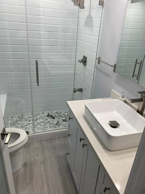 2 bed, 900 sqft, $2,800 — Photo 1