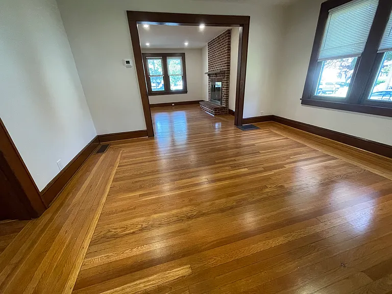 17 Mills St #1 — Photo 3