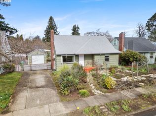 8913 SE Clay St, Portland, OR 97216