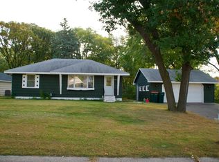 8901 7th St NE, Blaine, MN 55434