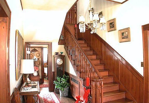 Entry and beautiful orginal staircase