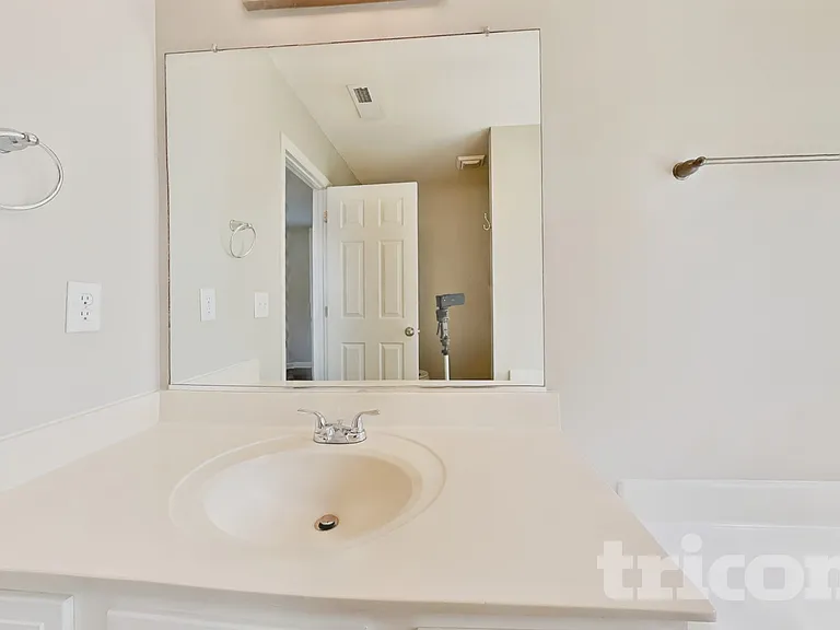 2112 Saponi Village Ct — Photo 7