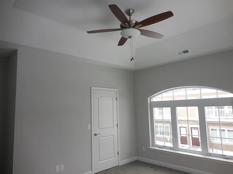 5657 Arbor Chase Dr — Photo 8