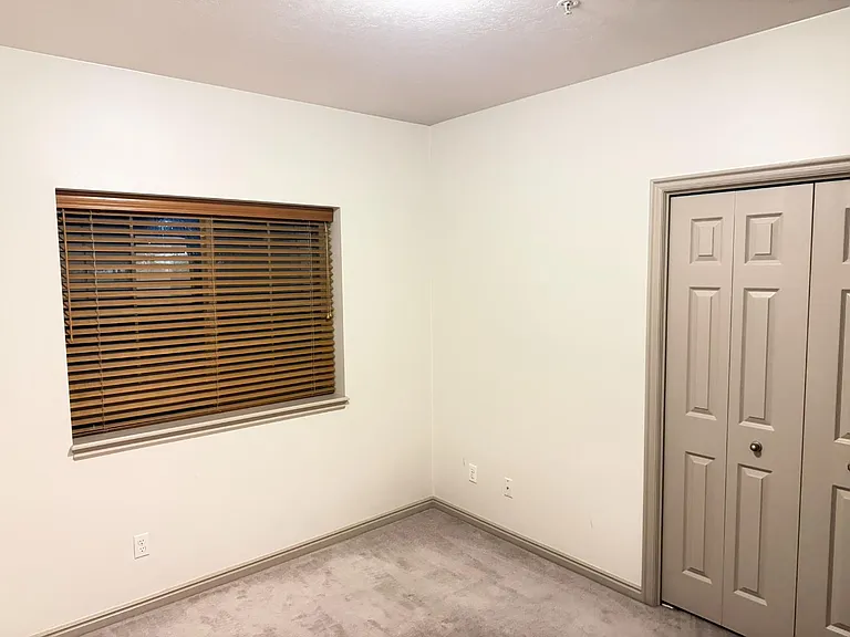 Unit Photo