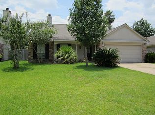 7815 Maple Brook Ln, Houston, TX 77095