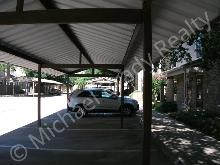 1101 Brighton Dr #D — Photo 5