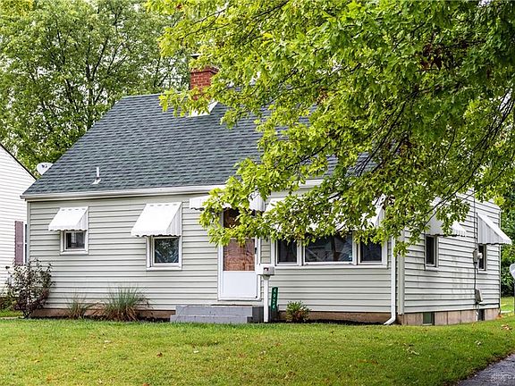 3rd image of 4924 Lauderdale Dr