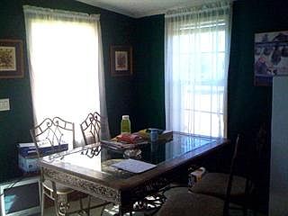 4th image of 3930 Glenwick Dr