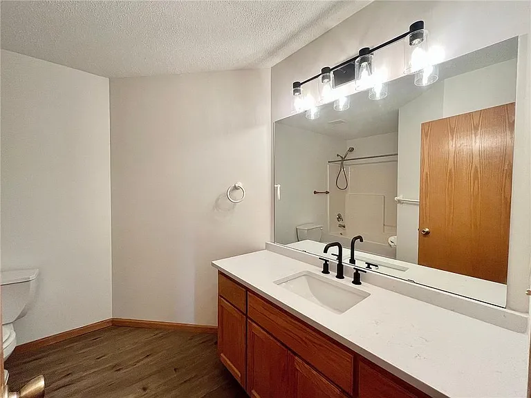 23040 Bittersweet St NW — Photo 6