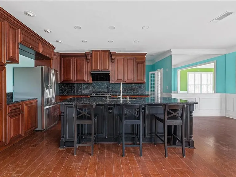 2331 Northmont Pkwy — Photo 17