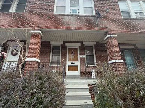 2053 Carver St, Philadelphia, PA 19124