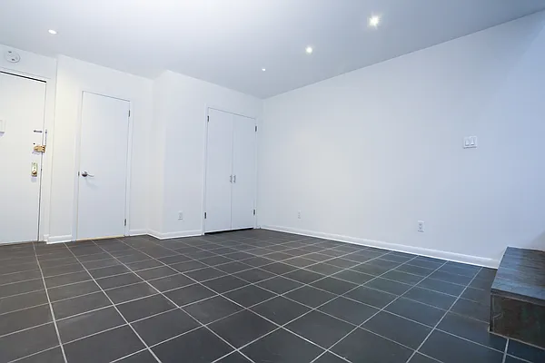 Rented by Joe Gotham LTD | media 27