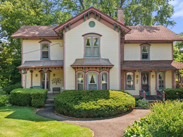 W6577 Kettle Moraine DRIVE, Whitewater, WI 53190