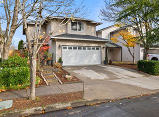 1021 SW 24th St, Troutdale, OR 97060