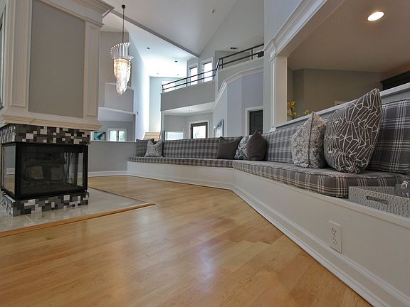 3rd image of 5095 Johns Creek Ct