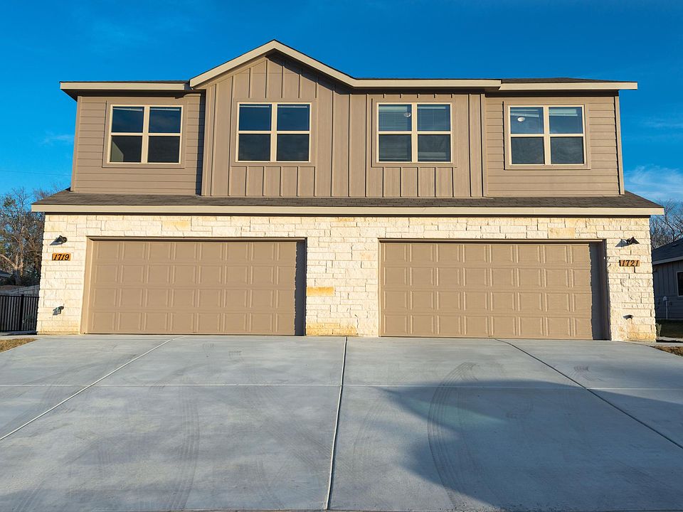 Brand new construction! All tile downstairs and wet areas, includes refrigerator, sprinkler system front and back, oversized 2 car garage, over-sized parking, gigantic private back yard!