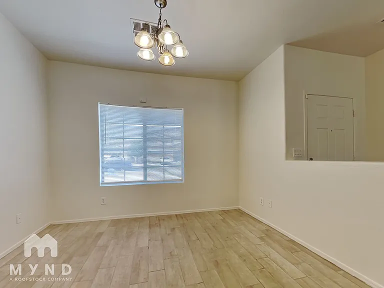 9303 W Raymond St — Photo 7