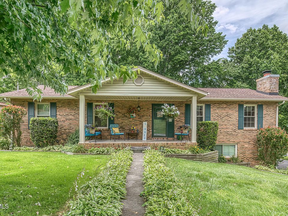 1st image of 111 Whitson Dr