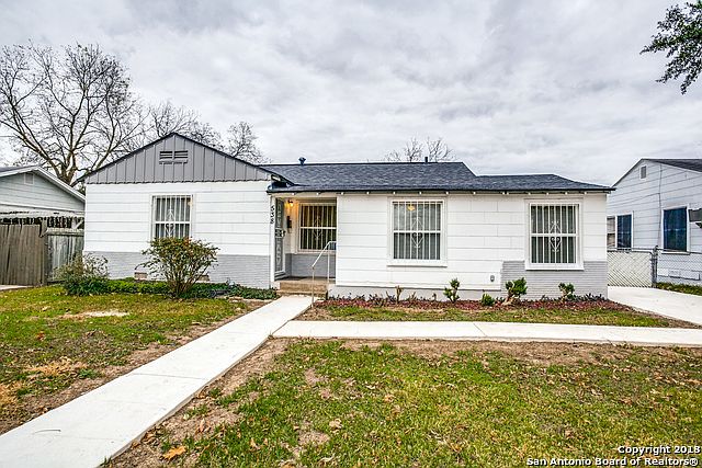 1st image of 538 Hermine Blvd