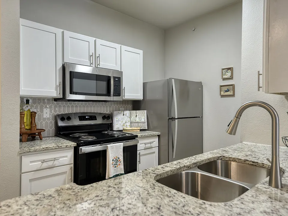 The Highline apartments community photo
